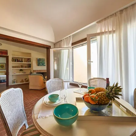 El Palomar Apartment